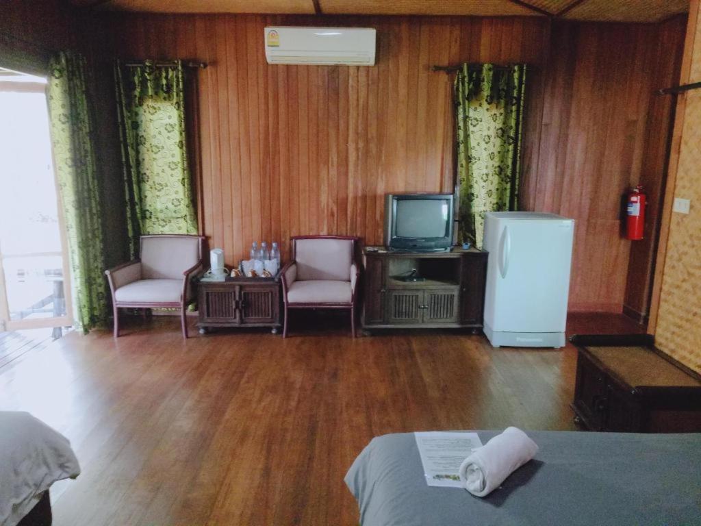 インディーハウス アット メーリム チエンマイ エクステリア 写真